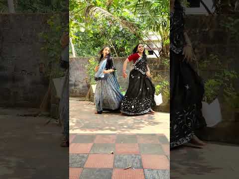 Gujjari Gujjari Mamindla Kinda DJ