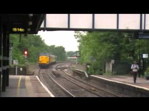 1q13  Old Oak  Common to  derby  with 37 608 & 37605