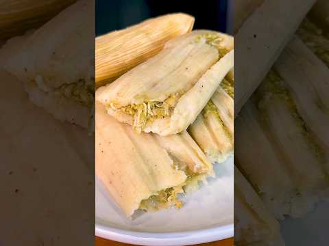 Tamales Verdes de Pollo