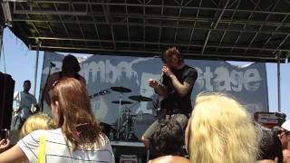 avion roe-we are not afraid to die live at warped, Hartford, ct, 7-17-11