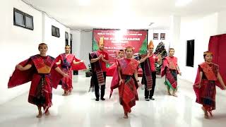 Download lagu TORTOR MAHASISWA DI PERAYAAN NATAL STT TRINITY PARAPAT mp3 Download lagu TORTOR MAHASISWA DI PERAYAAN NATAL STT TRINITY PARAPAT mp3