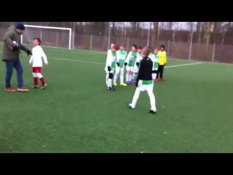 juichen E10 vv Spijkenisse na 2-3 zege op bvv barendrecht 2013