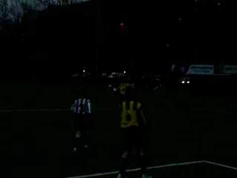 Zwaluwen e2 in actie tegen monster E1 dl 2