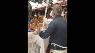 En Cartagena - un cantante impresionante