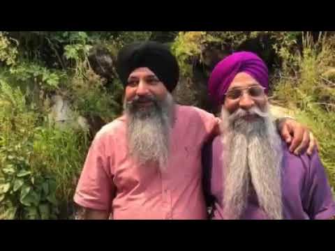 Bhai Sarabjit Singh Ji Laddi Enjoying the Nature And Singing