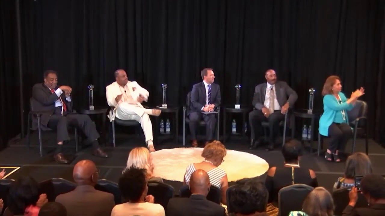 Roland Martin, others honored in 2017 by Hank Aaron as Champions of Justice