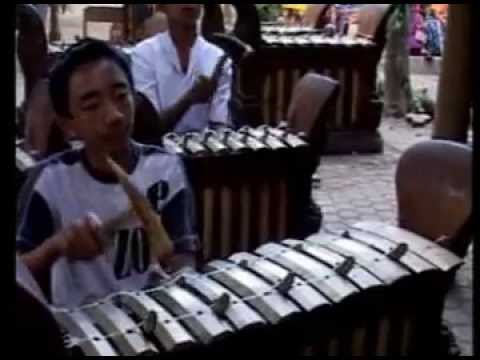 Kotekan Pemade; Bali