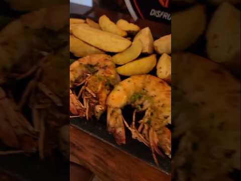 ven y disfruta visítanos en pedernales Manabí en la avenida Eloy Alfaro