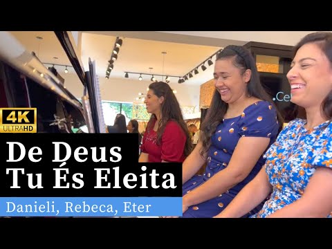 De Deus Tu És Eleita | Hino 2 CCB | Ester, Danieli, Rebeca (Piano, Canto)