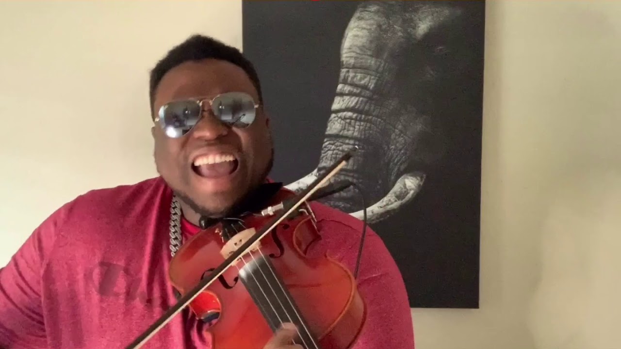 Hire Dominique Hammons Violinist in Houston, Texas