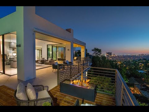 9141 Thrasher Avenue | Bird Streets - The Agency