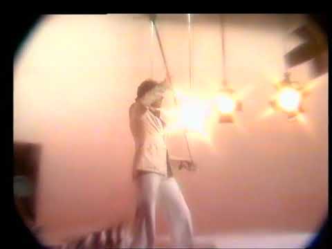 David Essex - Stardust -  TOPPOP - 1974 - (Improved audio)