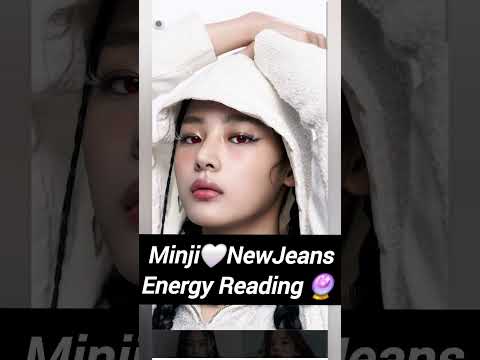 NewJeans Minji Fan Content: Fun Tarot Reading by Cosplay Channel