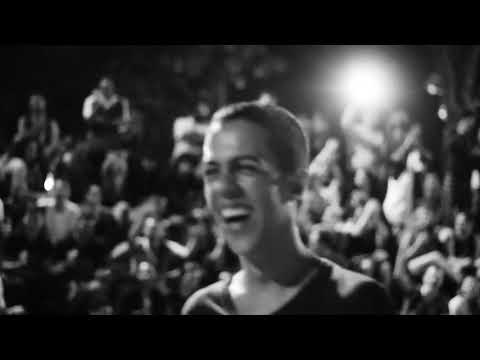 Pilot vs. Griot - Battle of the Stairs (Epic Rhyme Battle)