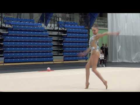 Aurora Arvelo FIN junior hoop Winter Princess 2018