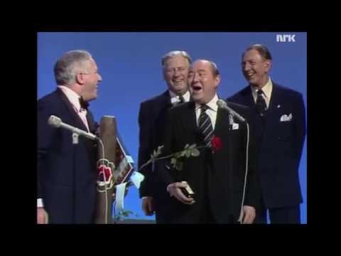 Rolf Just Nilsen hylles av Leif Juster, Per Borten, Arve Opsahl m.fl.