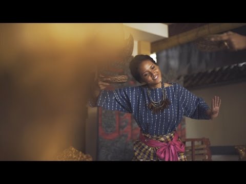 HIVI! - Siapkah Kau 'tuk Jatuh Cinta Lagi (Official Music Video) - Dalila Azkadi