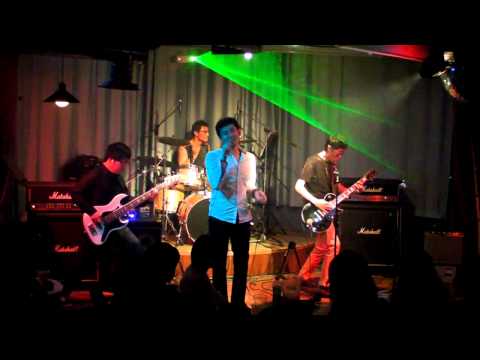 Taerock - Face To The Floor (Chevelle Cover)