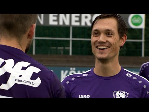 Schöner Fußball bei Schmuddelwetter