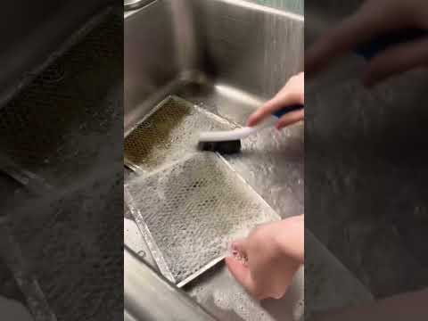 Did you know there were vents under your microwave? #cleaningmotivation #cleaning #cleanwithme #hack