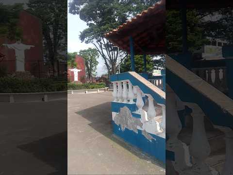 Caminhada: Registro na praça do Cipó em Embú Guaçu. São Paulo