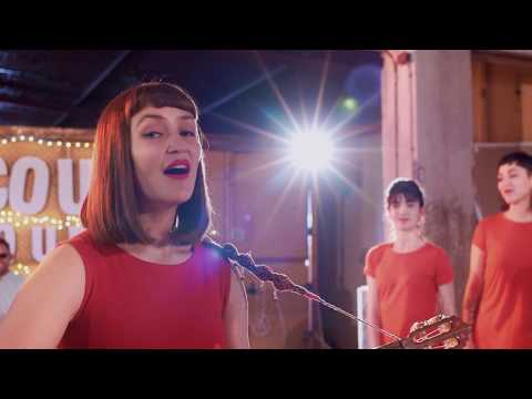 Amor Amor - Paz Court y La Orquesta Florida (Video Oficial)