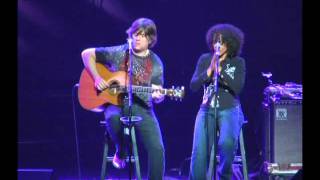 Dawn Tyler Watson and Paul Deslauriers performing "Going To California"