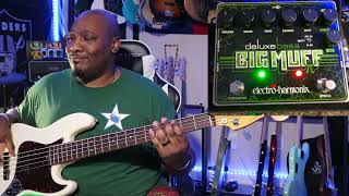 Video thumbnail for Electro Harmonix Deluxe bass Big Muff Pedal demo by Bully Thakidd