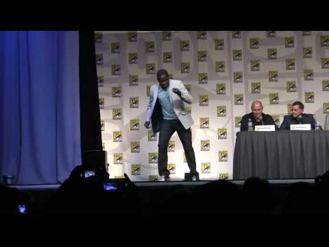 Dule Hill tap-dancing