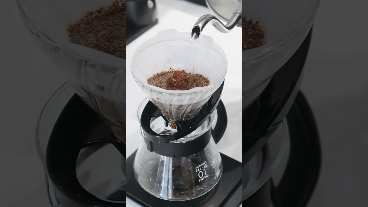 POUR VỚI HARIO, BẠN PHẢI TRẦM TRỒ