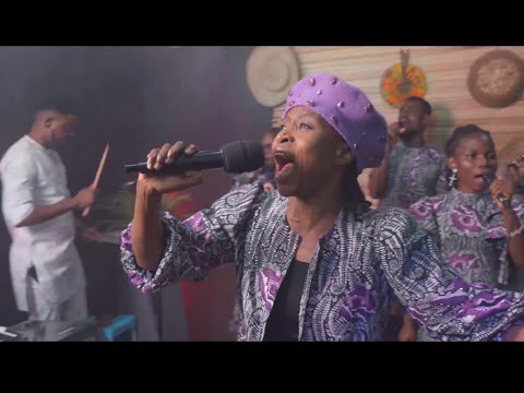 Heart of Praise and thanksgiving by Esther Osaji .... We hail JEHOVAH🙌🏽