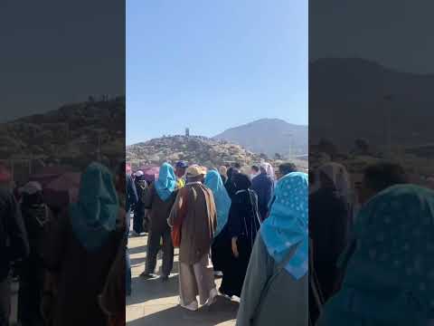 Jabal Rehmat – Mount of Mercy in Arafat | Spiritual Beauty of Hajj#JabalRehmat #MountOfMercy #Arafat