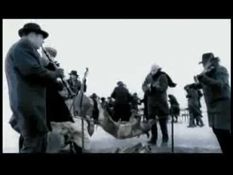 BUTY - Nad stádem Koní