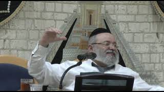 הרב ליאור כחלון,פסח,סדר ההגדה (הרב ליאור כחלון) - התמונה מוצגת ישירות מתוך אתר האינטרנט יוטיוב. זכויות היוצרים בתמונה שייכות ליוצרה. קישור קרדיט למקור התוכן נמצא בתוך דף הסרטון