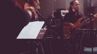 Ella - Bendera Damai