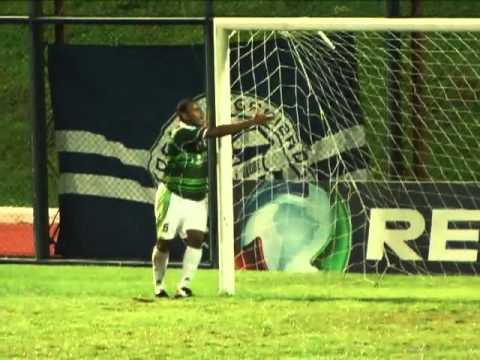 Iranduba surpreende Tufão e passa pra final do returno do Amazonão 2012