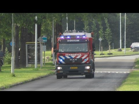 P1, Brandweer Dokkum komt ter plaatse bij brandalarm Dongeraheem aan de Dongeradyk Dokkum