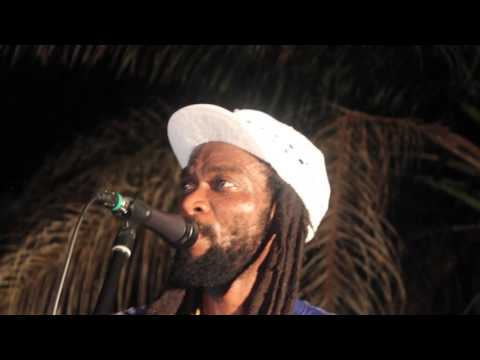 EMUfest 2015 - Beautiful Nubia and the Roots Renaissance Band