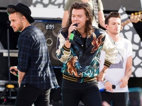 One Direction Honored at Teen Choice Awards