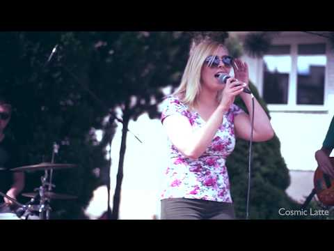 Cosmic Latte x Carolina Lu | Infatuation (Lipstick Gypsy) | Live Band Performance