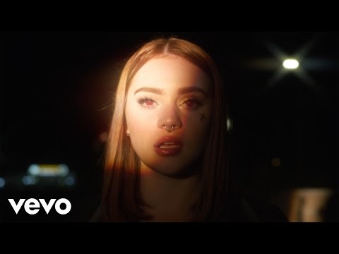 Anna Thompson - Robot