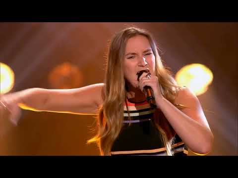 Katell Chevalier in song Formidable by Stromae - The Voice of Holland 2016