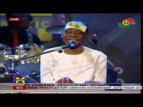 Remembering a True Ghanaian Music Icon: Akwaboah Snr's Incredible #musicmusic Performance 🙏🖤