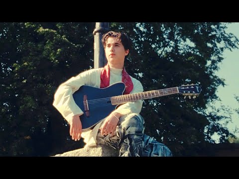 When Netflix Hires Just One Guitarist for a Solo