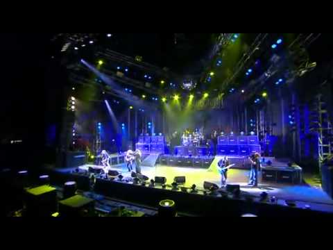 Videoclip de Dogs Of War (Live at Wacken) — Saxon