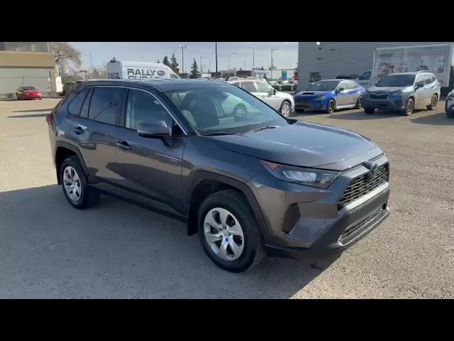 2022 Toyota RAV4 LE AWD - Heated Seats - Apple CarPlay in Cars & Trucks in Edmonton