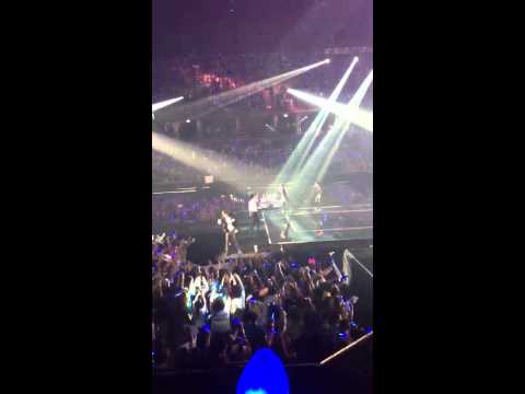 120316 SS4BKK Day1 Wonder Boy [Eunhyuk]