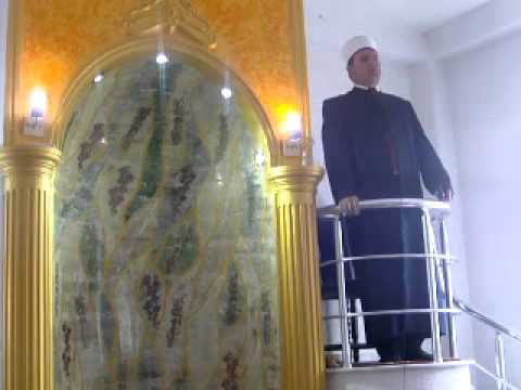 Çka pas Ramazanit - Hoxhë Jakub Çunaku në xhaminë Ebu Bekër Es-sidik në Prishtinë.