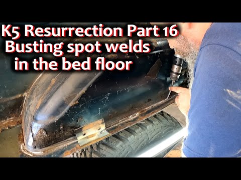 K5 Blazer Resurrection Part 16 - Finishing up removing the old rusty bed floor.