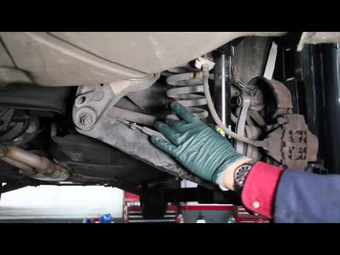 Buying a 1986 to 1995 Mercedes Part 3: Multi-link Rear Suspension Inspection